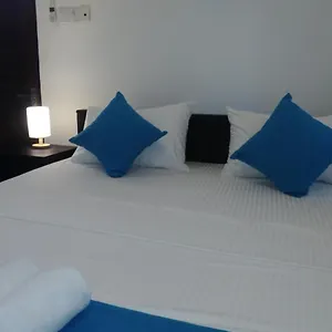 Homestay Queens Airport
